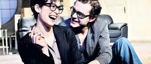 Am Ende klingt jedes Lachen wie das Meckern einer Hyäne. Patricia Carlucci als Ilona und Friedemann Eckert als Bastian in „Alle sechzehn Jahre im Sommer“.