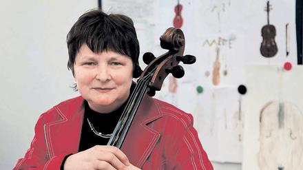 Lieber Musik. Eigentlich wollte Hannelore Goldhammer Physik oder Mathematik studieren. Dann hat sie sich doch noch umentschieden. Seitdem bringt sie Musikschülern das Cellospielen bei. Viele ihrer Schüler spielten später in Orchestern und gewannen Preise. Nun bekommt auch Goldhammer einen Auszeichnung.
