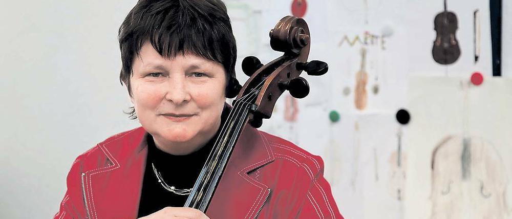 Lieber Musik. Eigentlich wollte Hannelore Goldhammer Physik oder Mathematik studieren. Dann hat sie sich doch noch umentschieden. Seitdem bringt sie Musikschülern das Cellospielen bei. Viele ihrer Schüler spielten später in Orchestern und gewannen Preise. Nun bekommt auch Goldhammer einen Auszeichnung.