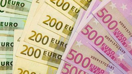 Mithilfe von Swaps will das Land die Zinsen für einen Teil seiner Schulden, insgesamt etwa 18,6 Milliarden Euro, stabil halten. Doch das Geschäft ist riskant.