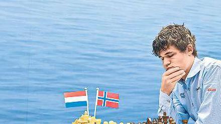 Mann für Geduldsspiele. Im Schnitt sitzt keiner länger am Brett als Carlsen.