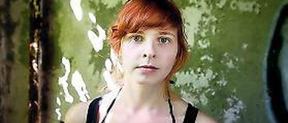 Leichtfüßig und sprachgewandt. Die Autorin Annika Scheffel.