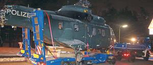 Das Ende. Abtransport auf einem Tieflader des Technischen Hilfswerks.