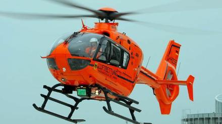 Mit einem Rettungshubschrauber wurde der Vierjährige in ein Berliner Krankenhaus gebracht.