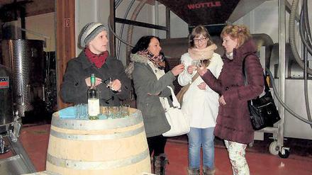 Sortenkenntnis gefragt: Weinprobe in der Kelterei Lindicke.