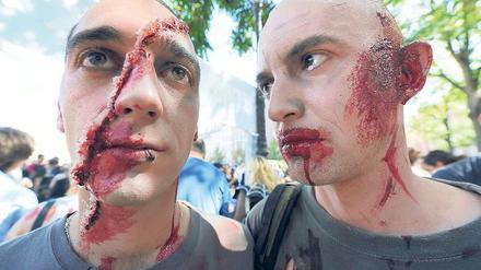 Zombis. Nicht im Bild: Piraten-Fraktionschef Lauer und Kowalewski.