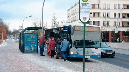 Einsteigen bitte! Das TKS-Buskonzept macht sich im dritten Jahr seit der Einführung bezahlt. Die Erlöse sind gestiegen, 27 Prozent mehr Fahrkarten wurden verkauft und die Zielmarke auf der Einnahmenseite wurde erreicht.