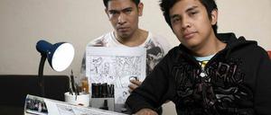 Die beiden Comic-Zeichner Eugene Perez Jr. und Johan Go auf den Philippinen ist die Wolfsgeschichte aus Deutschland eine völlig neue Aufgabe. In Brandenburg waren sie noch nie.