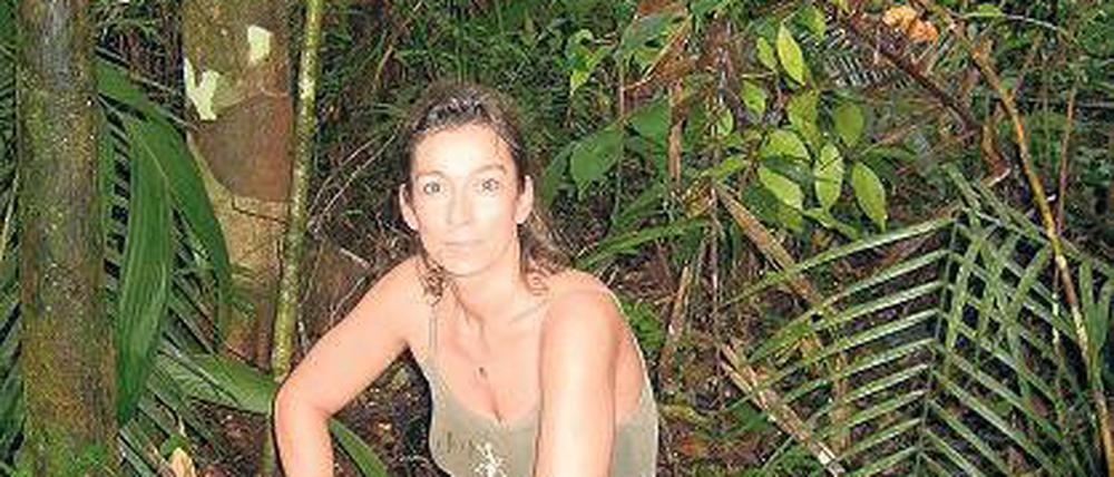 Heimatgefühl in der Ferne. Karola Stahlberg 2005 bei einer Wanderung durch den brasilianischen Urwald, eines ihrer Lieblingsreiseziele.