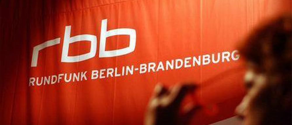 Beim Rundfunk Berlin-Brandenburg hat der Anruf des Regierungssprechers Thomas Braune für interne Debatten gesorgt.