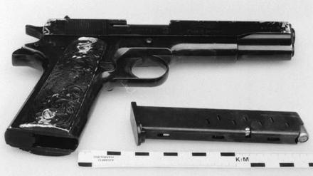 Mit einer Gaspistole hat ein 22-Jähriger aus Brandenburg/Havel am Samstagmorgen um sich geschossen.