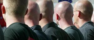 Mehr Straftaten, aber weniger Gewaltdelikte: In der Kriminalstatistik der Brandenburger Polizei spielen Rechtsextreme weiterhin eine große Rolle.