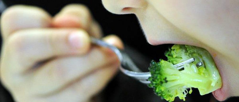 Schulessen: Gesund soll es sein, günstig - und lecker sowieso: Für knapp drei Euro aber ist das nicht zu haben.