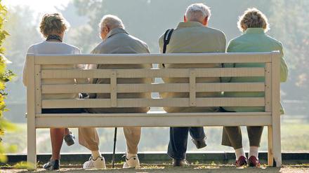 Alt werden in der Heimat. Bis zum Jahr 2030 wird sich die Zahl der Senioren in Kleinmachnow fast verdoppeln. Mehr als jeder dritte Kleinmachnower wird dann älter als 65 Jahre sein.