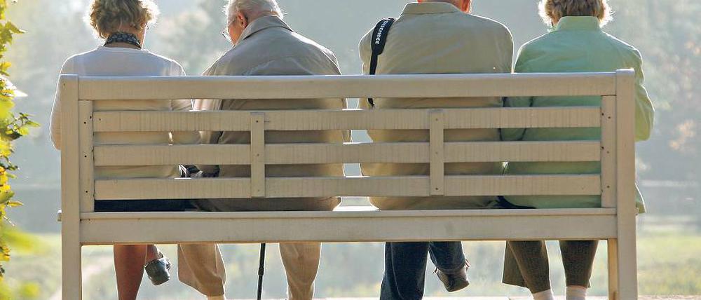 Alt werden in der Heimat. Bis zum Jahr 2030 wird sich die Zahl der Senioren in Kleinmachnow fast verdoppeln. Mehr als jeder dritte Kleinmachnower wird dann älter als 65 Jahre sein.
