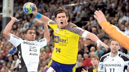 Evgeni Pevnov, 24, spielt seit 2011 für die Füchse. Im Sommer verlässt der Kreisläufer, der bislang vier Länderspiele für Deutschland absolviert hat, den Bundesligisten.