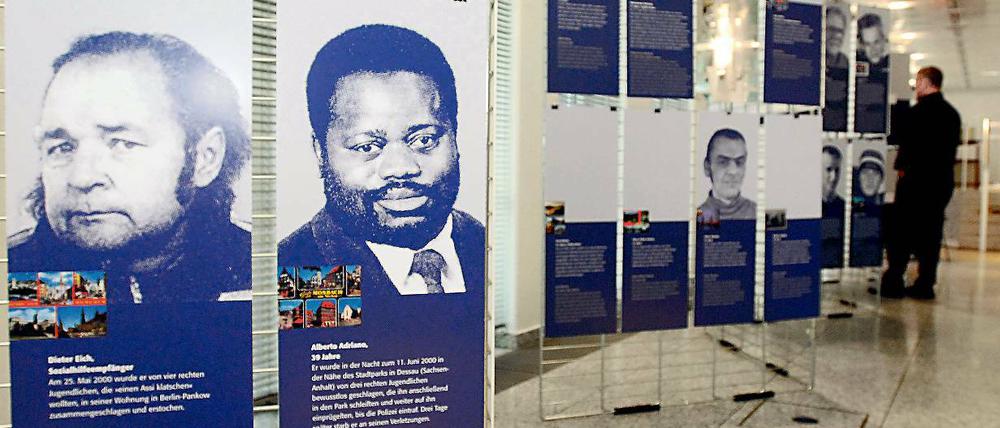 Den Opfern einen Namen geben. Die Wanderausstellung „Opfer rechter Gewalt seit 1990 in Deutschland“ der Friedrich-Ebert-Stiftung und der Opferperspektive Brandenburg e.V. im Jahr 2011 trug dazu bei, dass rechte Gewalt nicht relativiert oder verdrängt wird.