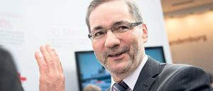 Gelassen. Matthias Platzeck führte als Aufsichtsratschef die ersten Gespräche.