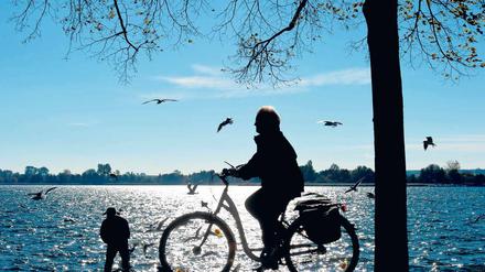 Romantisch radeln. Brandenburg ist das drittbeliebteste Ziel für Radwanderer in Deutschland. Landesweit gibt es mehr als 400 spezialisierte Übernachtungsmöglichkeiten.