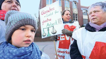 Heute kein Unterricht. Auch vor Berliner Schulen wurde demonstriert.