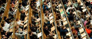 Das Geld für die Rückmeldung könnten die Potsdamer Studenten zurückbekommen - die Entscheidung fällt aber wohl erst in ein bis zwei Jahren.