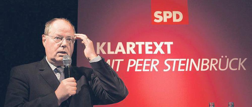 Dosierte Lektionen. SPD-Kanzlerkandidat Peer Steinbrück sprach am Dienstagabend im Potsdamer Kongresshotel. Zum Auftakt seiner Wahlkampf-Länderreise konnte der Kandidat, der sich beim ziemlich sozialdemokratisch dominierten Publikum viel Beifall einheimsen.