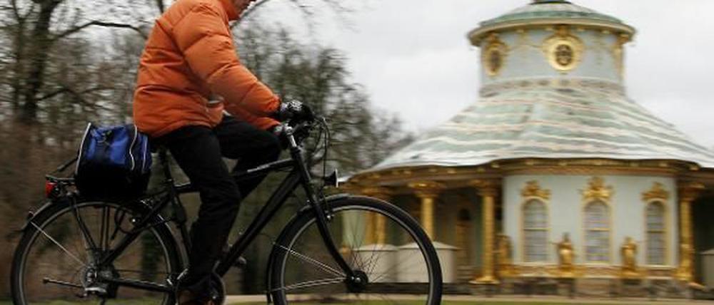 Die Potsdamer sollen mehr radeln - doch mit einem Radwegekonzept ist die Stadt in Verzug.