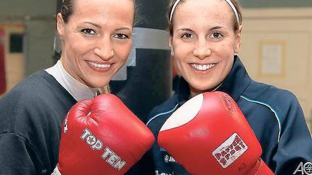 Erst Boxen, dann A-Auswahl. Jennifer Cramer (r.) bei Ramona Kühne.
