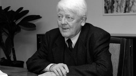 Der frühere Rektor der Universität Potsdam, Wolfgang Loschelder, ist tot.