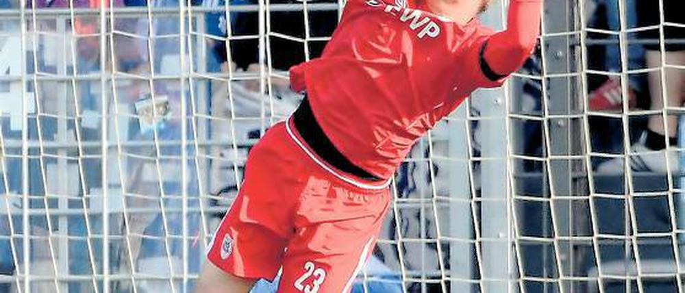 Glanzparaden gefragt. Babelsbergs Torwart Frederic Löhe will auch in Osnabrück ein Rückhalt seiner Mannschaft sein.