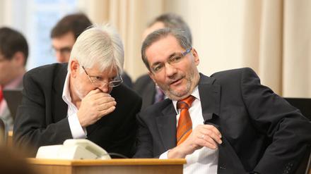 Zwei, die soo Brandenburg sind: Ministerpräsident Platzeck (SPD) und Finanzminister Helmuth Markov (Linke.