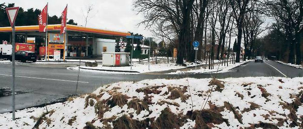 Kein Anschluss. Gewerbegebiet und Tankstelle sind bisher nur auf Umwegen durch den Ort zu erreichen.