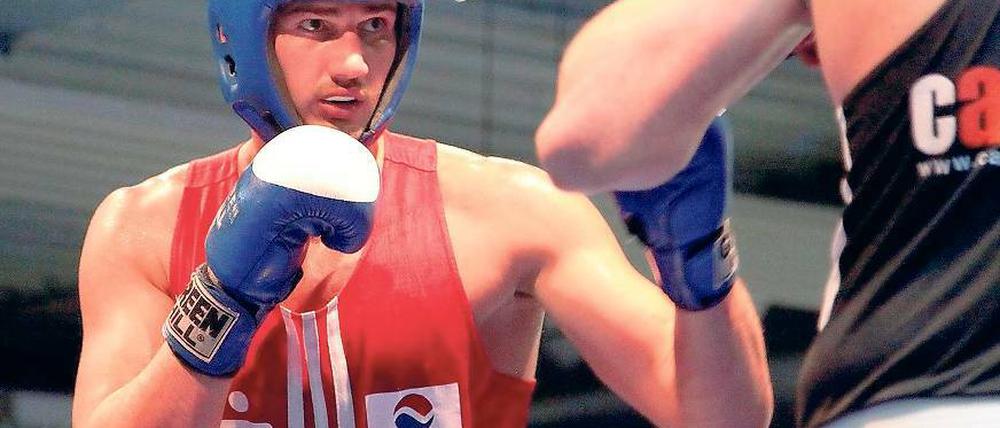 Zuversichtlich. Babelsbergs Boxer Emir Ahmatovic will am Samstag zu Hause gegen Nordhausen im sechsten Kampf für Motor seinen sechsten Sieg.