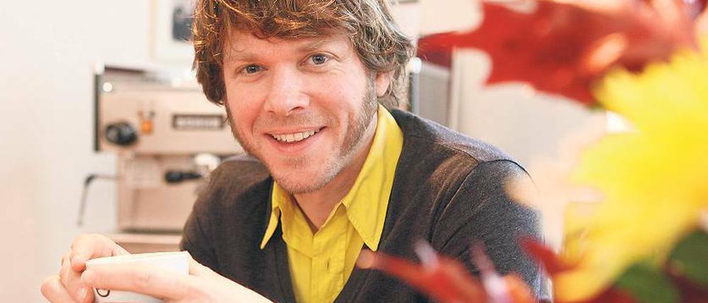 Familienvater und Wahlpotsdamer. Steffen Schroeder wohnt seit sieben Jahren in der Landeshauptstadt. Der Schauspieler, der seine Karriere am Wiener Burgtheater begann, steht seit 2012 für das ZDF als Oberkommissar Tom Kowalski vor der Kamera.