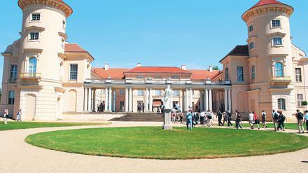 Tourismusmagnet. Beliebt ist Rheinsberg bei Touristen vor allem wegen seines Schlosses nebst Parkanlage – und anders als in Potsdam gibt es in dem Erholungsort im Ruppiner Seenland schon seit Jahren eine Tourismusabgabe für Unternehmen, die von Sehenswürdigkeiten wie dem Schloss profitieren.