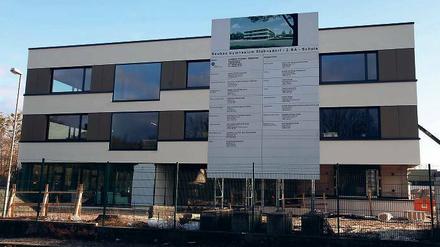 Großprojekt des Landkreises. Für die Fertigstellung des Gymnasiums Stahnsdorf sind 3,4 Millionen Euro eingeplant.