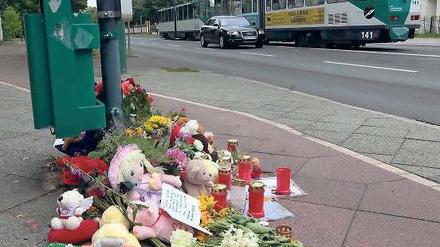 Ein Einzelfall: Nach einem Unfall in der Zeppelinstraße starb im vergangenen Juni eine Vierjährige. Doch solche Unglück sind in Potsdam selten: Der neue Unfallatlas der Bundesanstalt für Straßenwesen bescheinigt der Stadt ein geringes Unfallrisiko für Kinder.