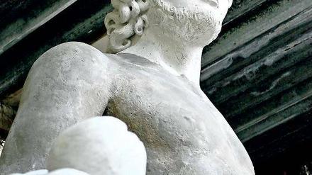 In alter Schönheit. Die Herkules-Figur wurde restauriert.