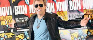 Da bin ich! Jon Bon Jovi ist ziemlich brav geworden: 23 Jahre verheiratet, vier Kinder, katholisch. Über sein Privatleben möchte der Sänger trotzdem nicht sprechen.