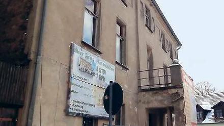 Verlorener Charme. Putzgliederung und Kreuzfenster sollen zurückkehren.