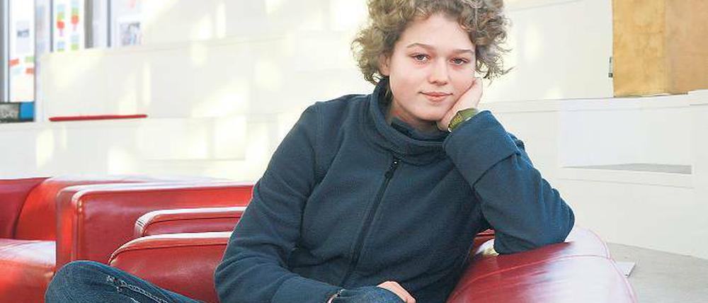 Alleine unter Jungs: Die angehende Informatikerin Elina ist meist von Jungs umgeben. Am Hasso-Plattner-Institut sind immerhin 20 Prozent der Informatik-Studenten weiblich. Im April macht die junge Stahnsdorferin zunächst ihr Abitur.
