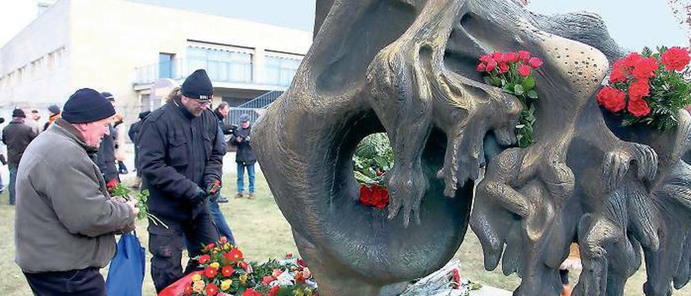 Was würde Rosa heute sagen? Gedenken am Monument im Lustgarten.