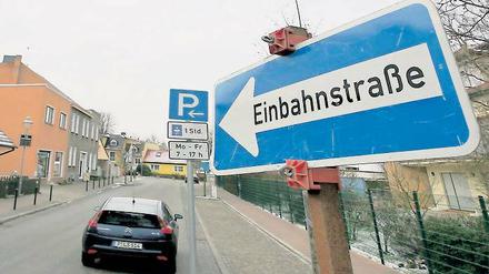 Winterliche Beschaulichkeit. An Saisonwochenenden regiert in der Straße der Einheit zur Fähre das Chaos.