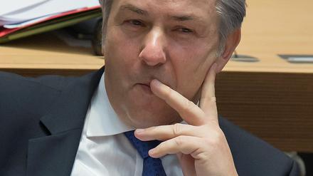 Berlins Regierender Bürgermeister will angesichts des Flughafendebakels nicht zurücktreten.