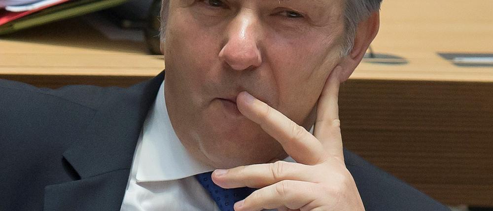 Berlins Regierender Bürgermeister will angesichts des Flughafendebakels nicht zurücktreten.