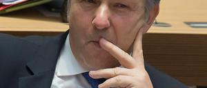 Berlins Regierender Bürgermeister will angesichts des Flughafendebakels nicht zurücktreten.