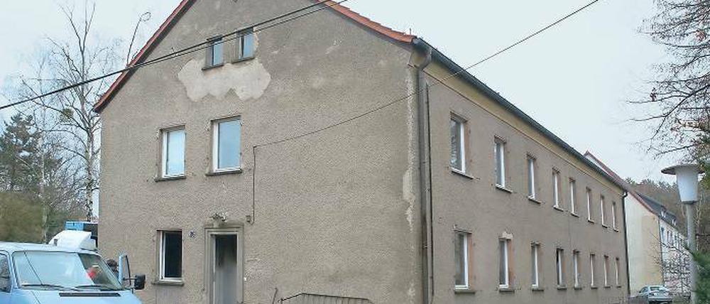 Wird derzeit entkernt. Das künftige Asylbewerberheim in Heilstätten.