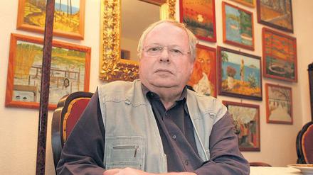 Neue Bilder-Welten. Der Kameramann Wolfgang Braumann hat in der Malerei sein zweite Berufung gefunden.