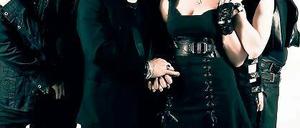 Zwischen Mittelaltergesäusel und Heavymetalgetöse. Subway to Sally feiert sein 20jähriges Bestehen.