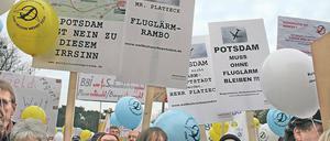 Breiter Protest. Auch die Linke hat in den betroffenen Regionen gegen den Fluglärm und die Nachtflugregelung am neuen Hauptstadtflughafen BER in Schönefeld protestiert. In der rot-roten Regierung wird das zum Problem für die Partei.